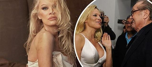 Pamela Anderson Claims She Saw Jack Nicholson Having Threesome Hot Lifestyle News